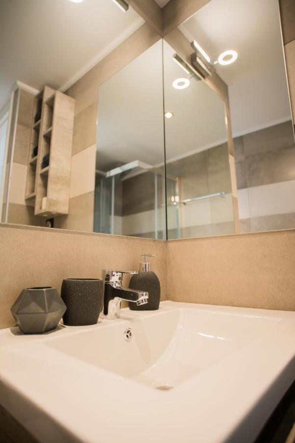 Athenian Living Suites Zewnętrze zdjęcie